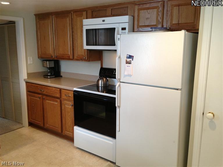 1419 Brainard Road Lyndhurst, OH 44124 - Photo 10 of 25
