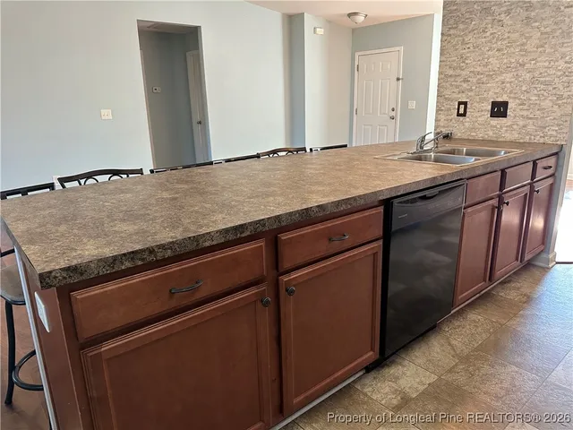 $1,550 | 20 Old English Lane, Spring Lake, NC 28390