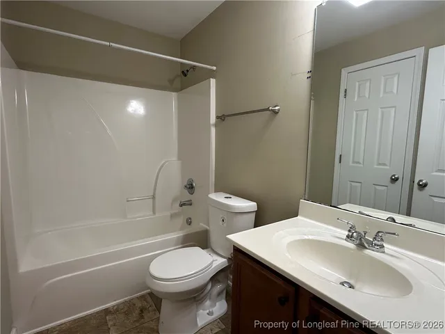 $1,550 | 20 Old English Lane, Spring Lake, NC 28390