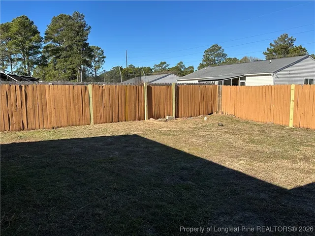 $1,550 | 20 Old English Lane, Spring Lake, NC 28390