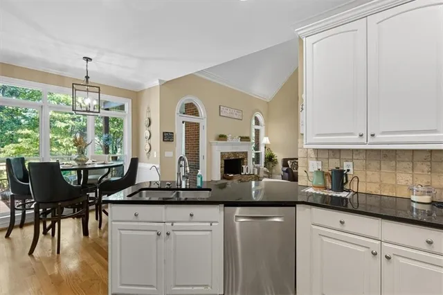 $749,999 | 11 Breckenridge Road Southeast, Rome, GA 30161