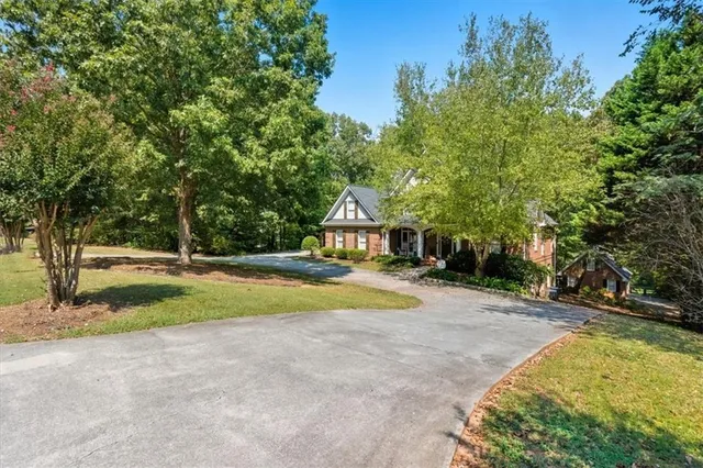 $749,999 | 11 Breckenridge Road Southeast, Rome, GA 30161