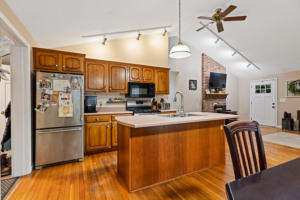 279 Dunn Road Belgrade, ME 04917 - Photo 15 of 41 Kitchen