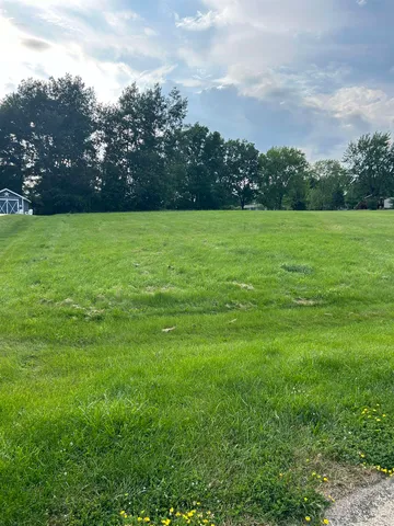 a view of a grassy field