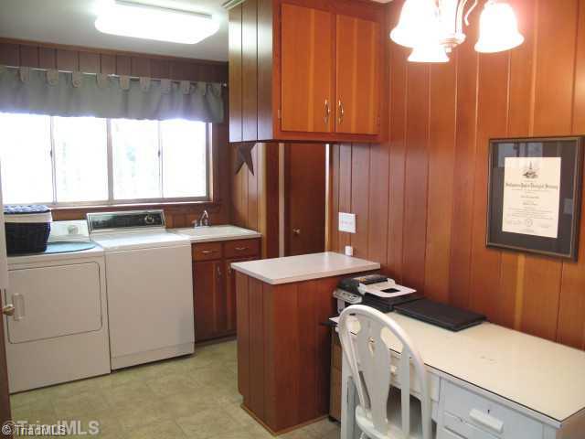 220 Milling Road Mocksville, NC 27028 - Photo 9 of 14 Laundry Room.