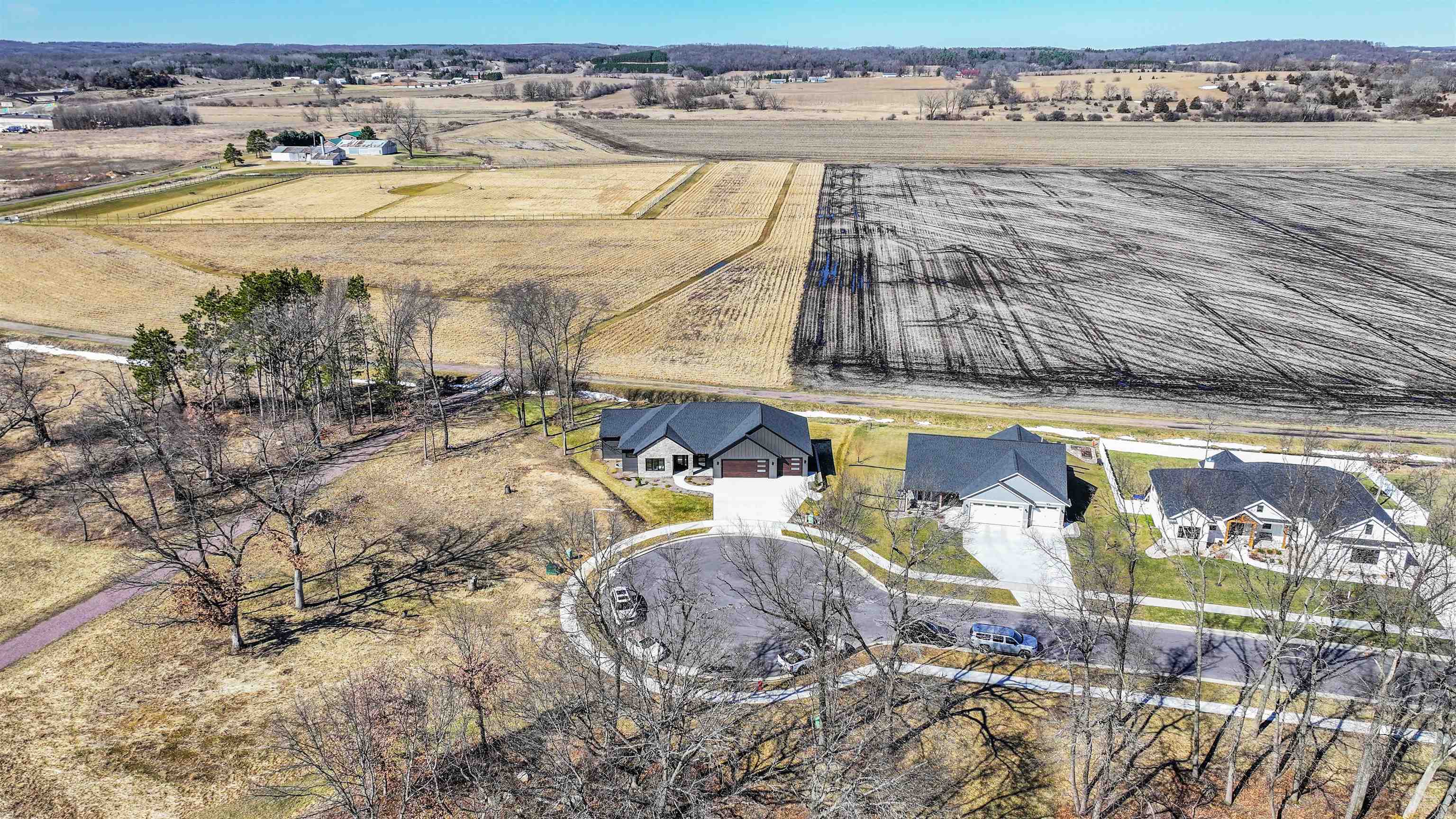 405 Prairie View Portage, WI 53901 - Photo 7 of 88