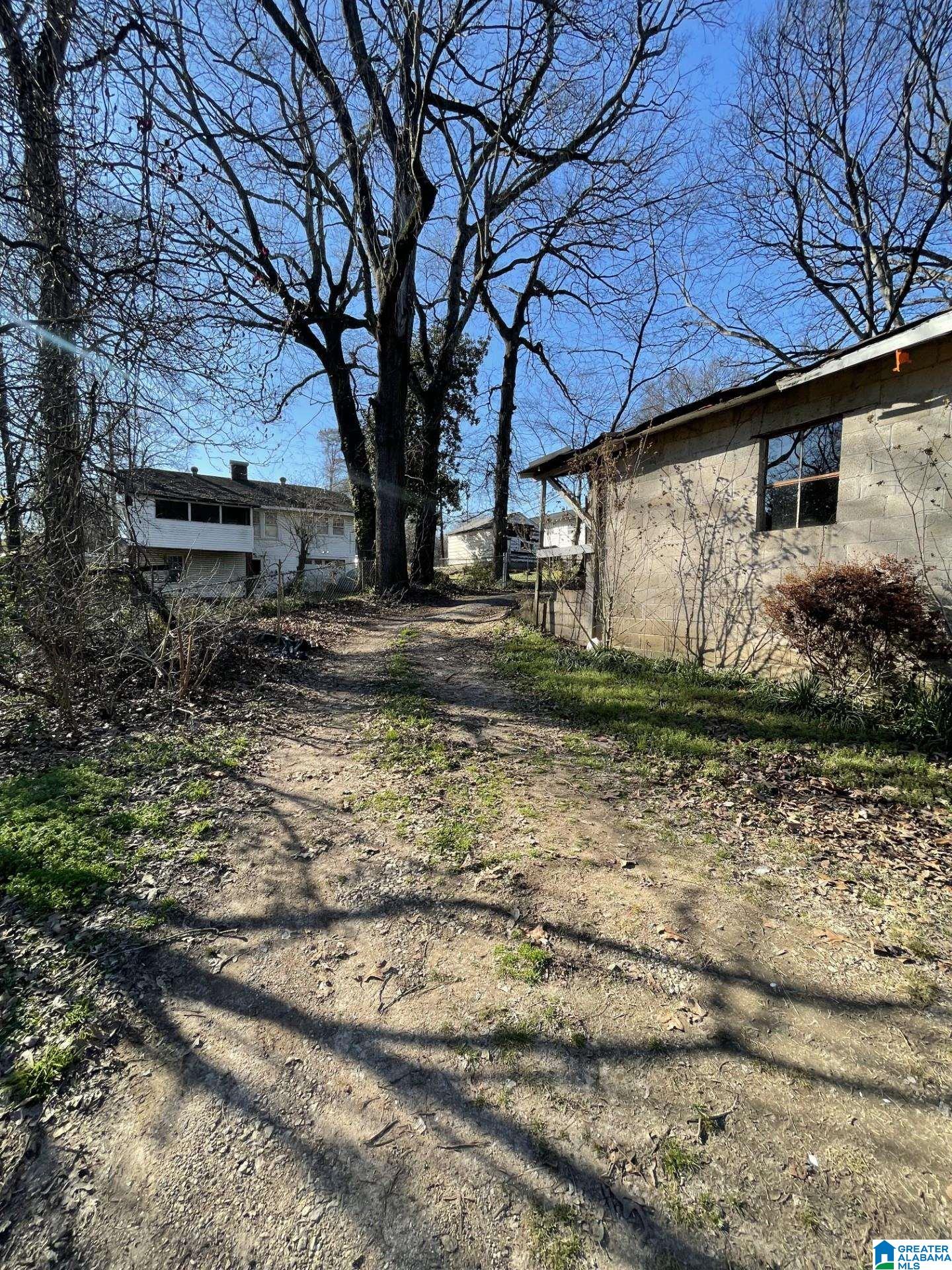 907 7th Street Midfield, AL 35228 - Photo 3 of 9