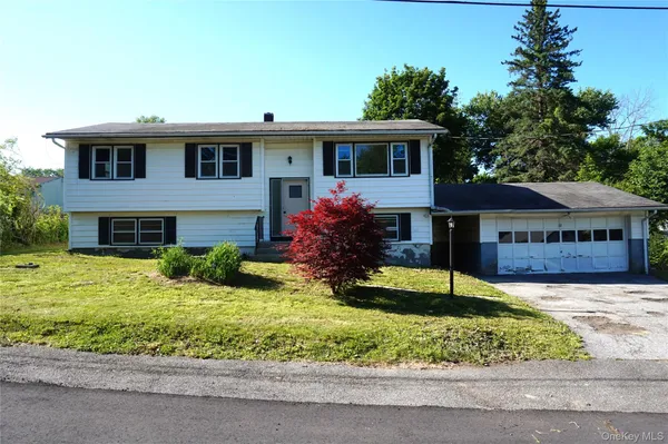 $389,900 | 62 Warwick Road, Carmel, NY 10512