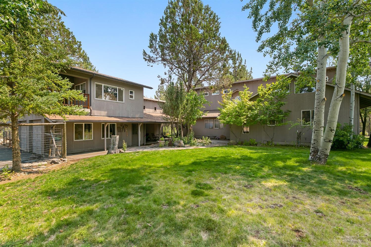 19005 Couch Market Road Bend, OR 97703 - Photo 2 of 22 Additional Photo