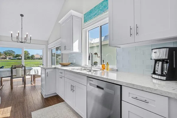 $5,300 | 247 River Park Drive, Jupiter, FL 33477