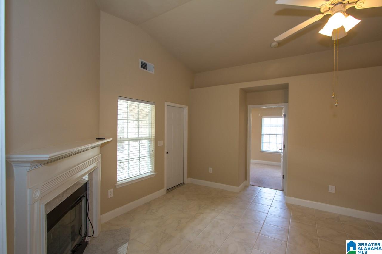 134 Ivy Trace Calera, AL 35040 - Photo 8 of 48