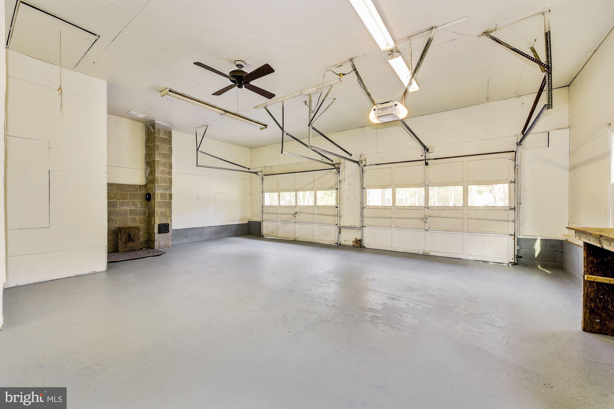 166 Ridge Road Southampton, NJ 08088 - Photo 25 of 35 2 car attached garage