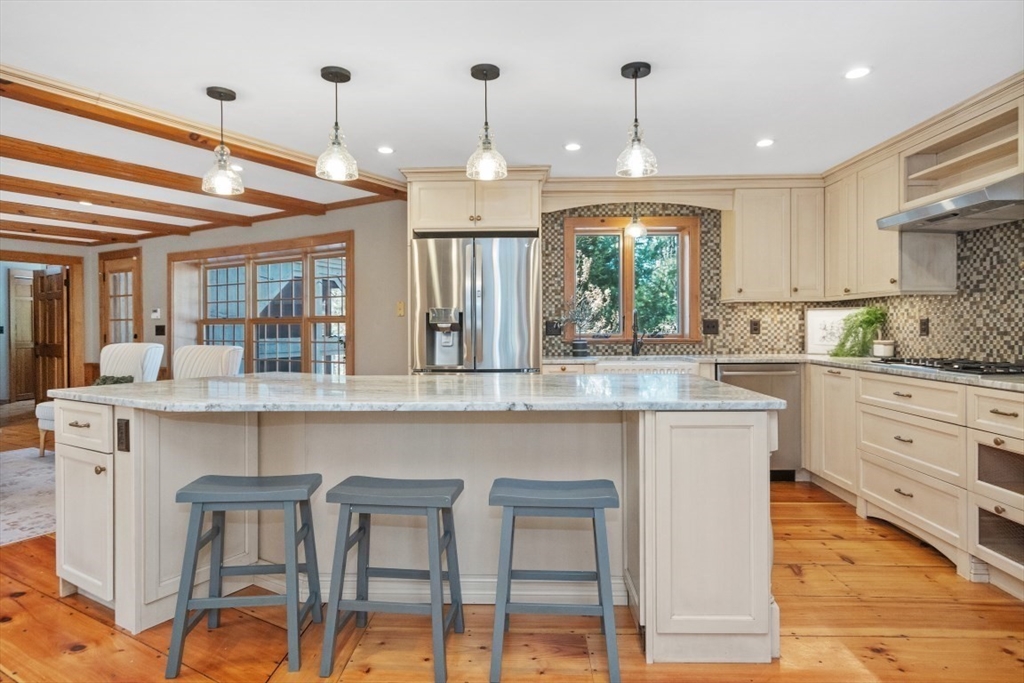 173 Wilder Road Bolton, MA 01740 - Photo 5 of 41