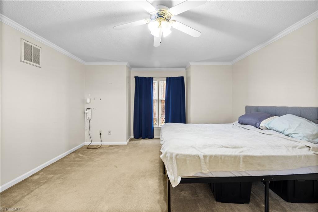 4203 Hunting Meadow Road Greensboro, NC 27406 - Photo 23 of 45