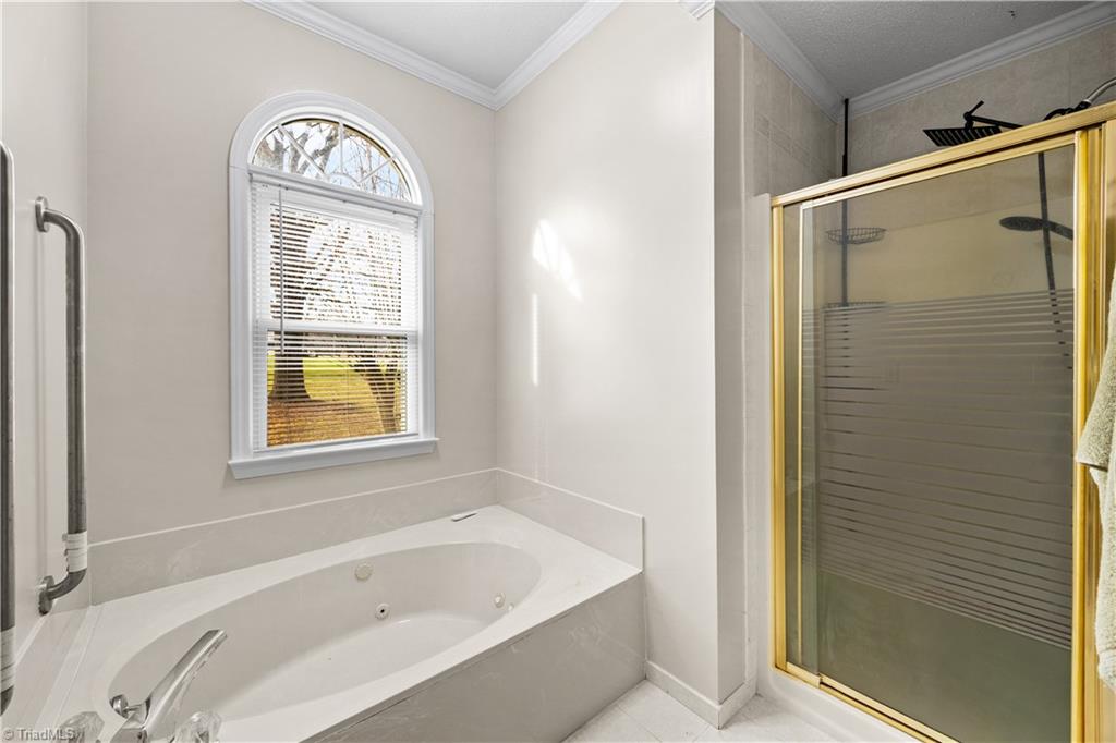 4203 Hunting Meadow Road Greensboro, NC 27406 - Photo 27 of 45