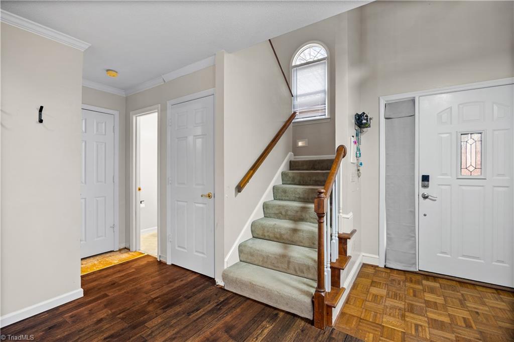 4203 Hunting Meadow Road Greensboro, NC 27406 - Photo 29 of 45