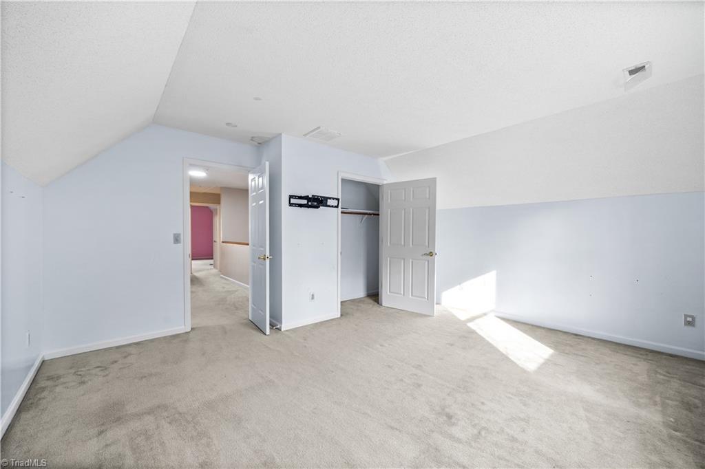 4203 Hunting Meadow Road Greensboro, NC 27406 - Photo 32 of 45