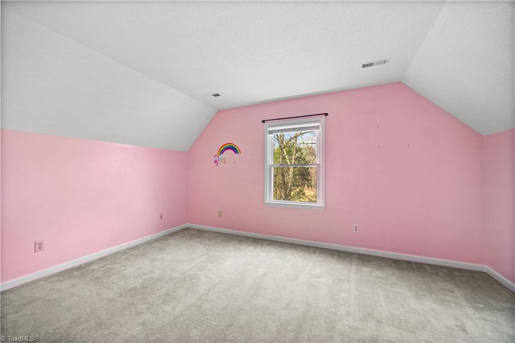 4203 Hunting Meadow Road Greensboro, NC 27406 - Photo 34 of 45