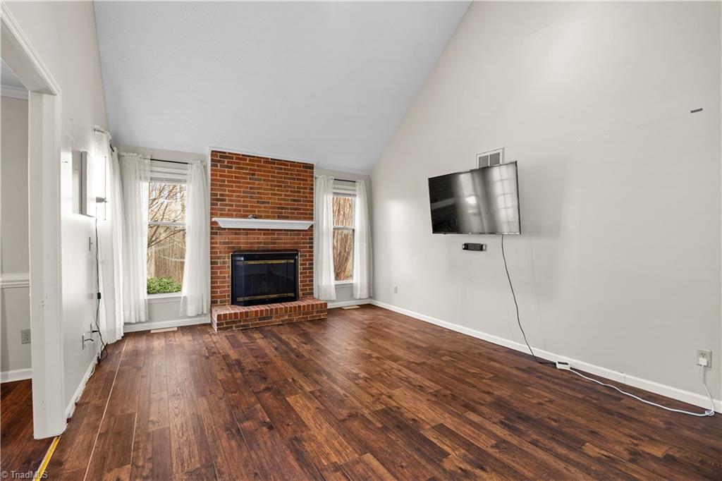 4203 Hunting Meadow Road Greensboro, NC 27406 - Photo 6 of 45