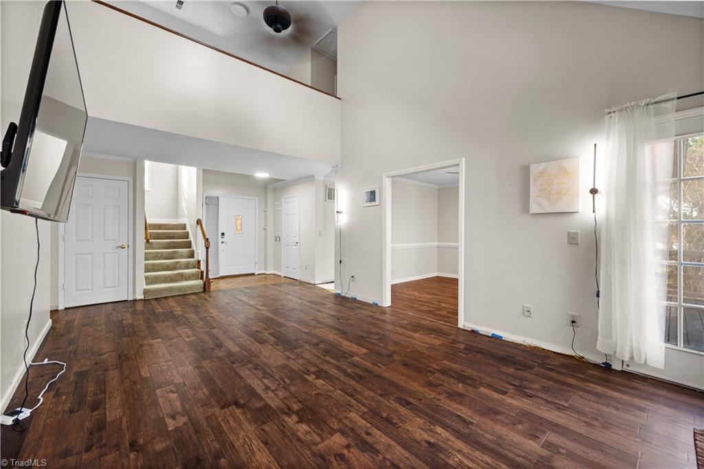 4203 Hunting Meadow Road Greensboro, NC 27406 - Photo 8 of 45