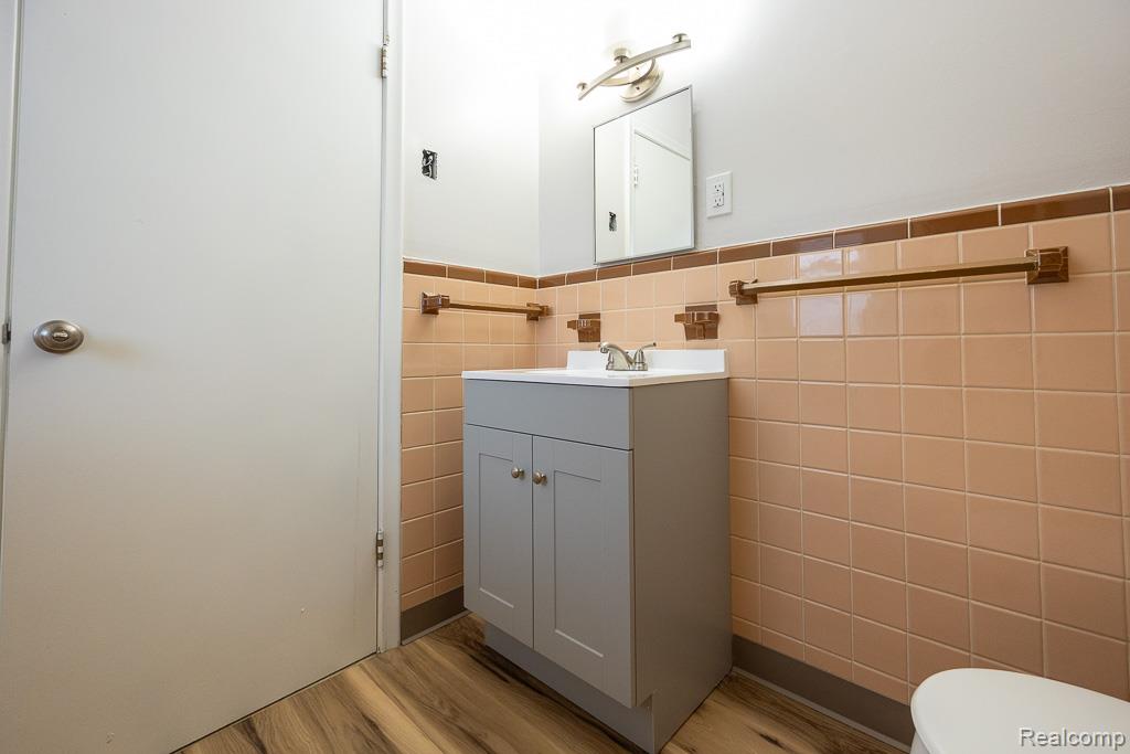 12523 Pennsylvania Road, Unit 2 Riverview, MI 48193 - Photo 28 of 38
