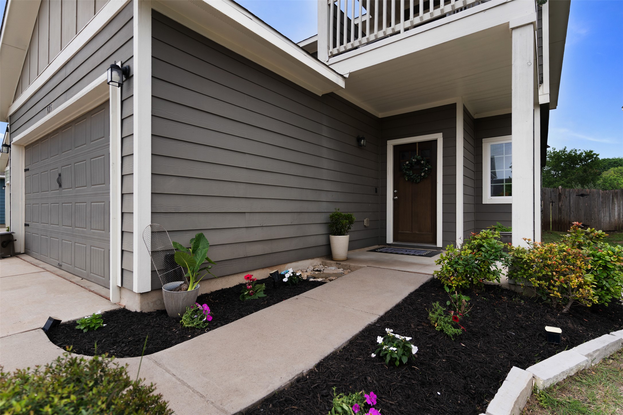 925 Stampede Road San Marcos, TX 78666 - Photo 6 of 39 Covered Front Porch and Landscaping
