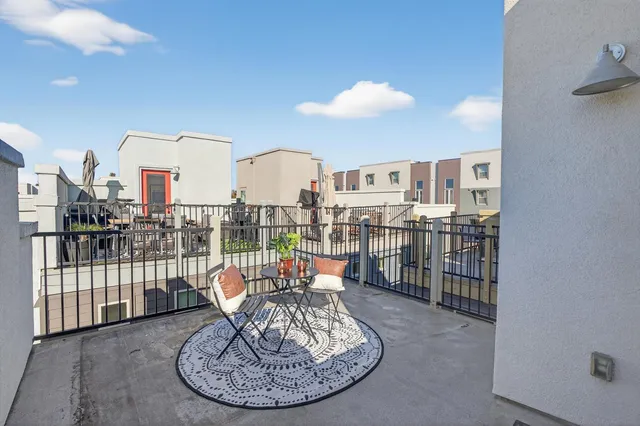 $360,000 | 266 Box Lane, Sacramento, CA 95818