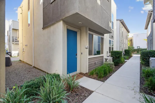 $360,000 | 266 Box Lane, Sacramento, CA 95818