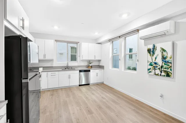 $360,000 | 266 Box Lane, Sacramento, CA 95818