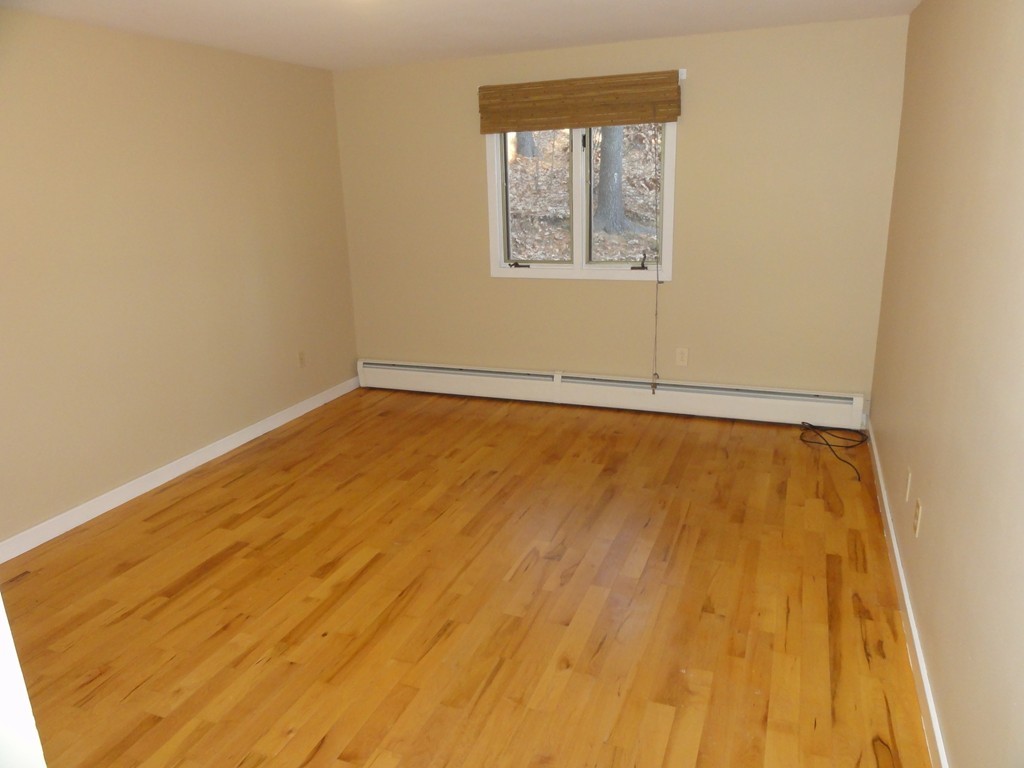 89 Chestnut Hill Road Groton, MA 01450 - Photo 12 of 24 Gallery Image 12