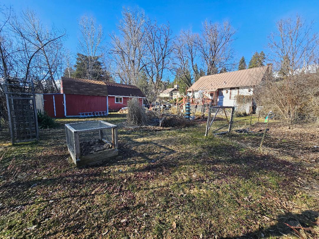 80172 Dodson Road Tygh Valley, OR 97063 - Photo 2 of 36 Ext backyard no snow 1