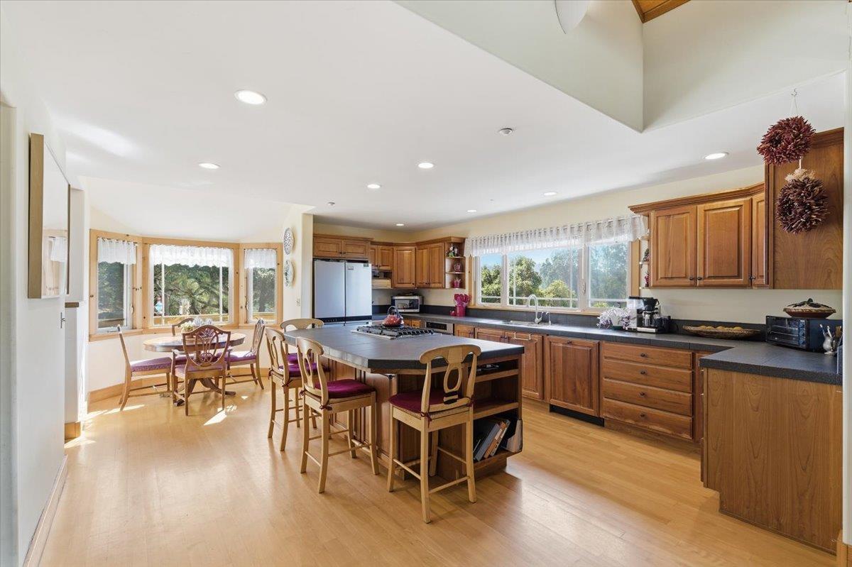 1175 Eagle Hill Road Watsonville, CA 95076 - Photo 16 of 43