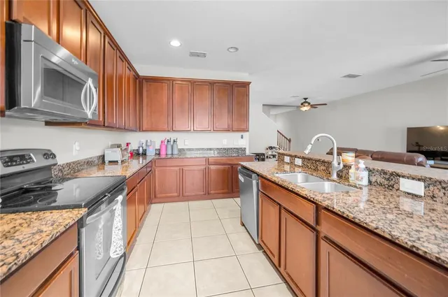 $329,900 | 1474 Hillview Lane, Tarpon Springs, FL 34689