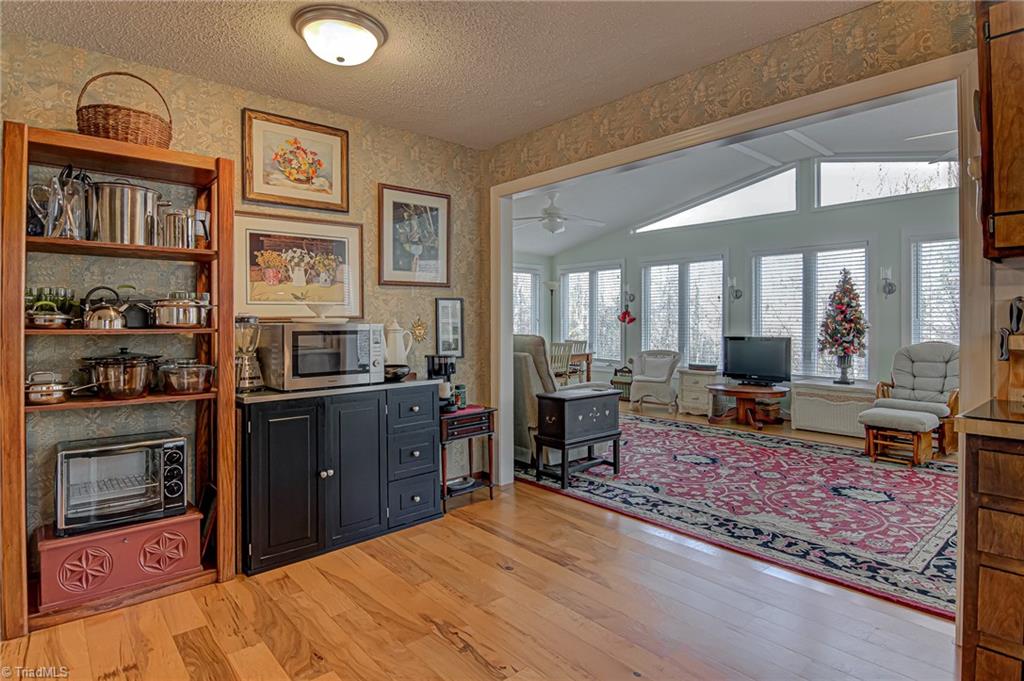 749 Korner Rock Road Kernersville, NC 27284 - Photo 19 of 30