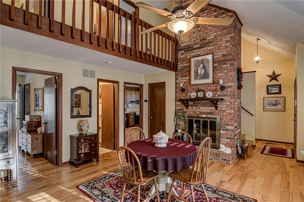 749 Korner Rock Road Kernersville, NC 27284 - Photo 8 of 30