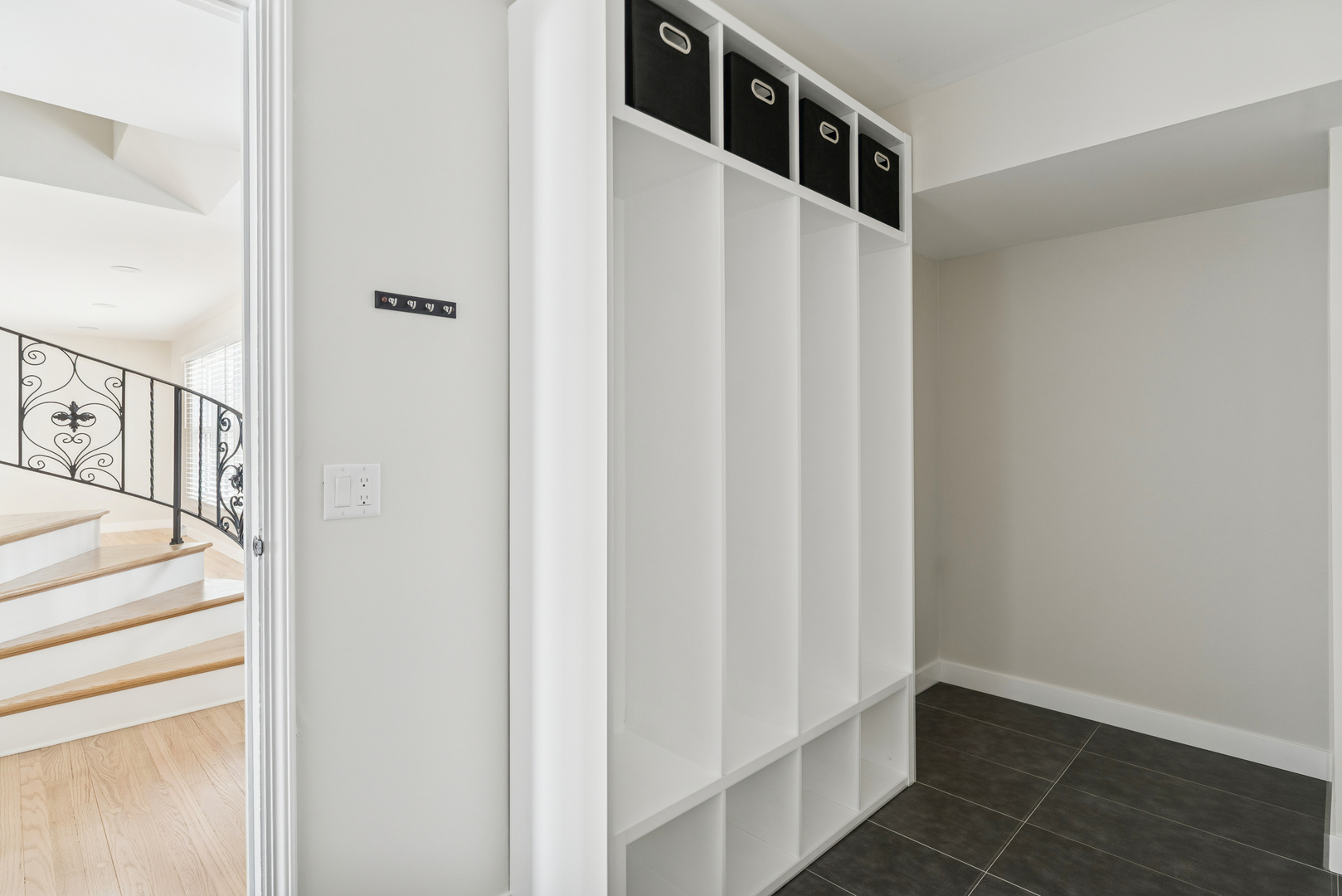 827 South 5th Avenue Libertyville, IL 60048 - Photo 11 of 28