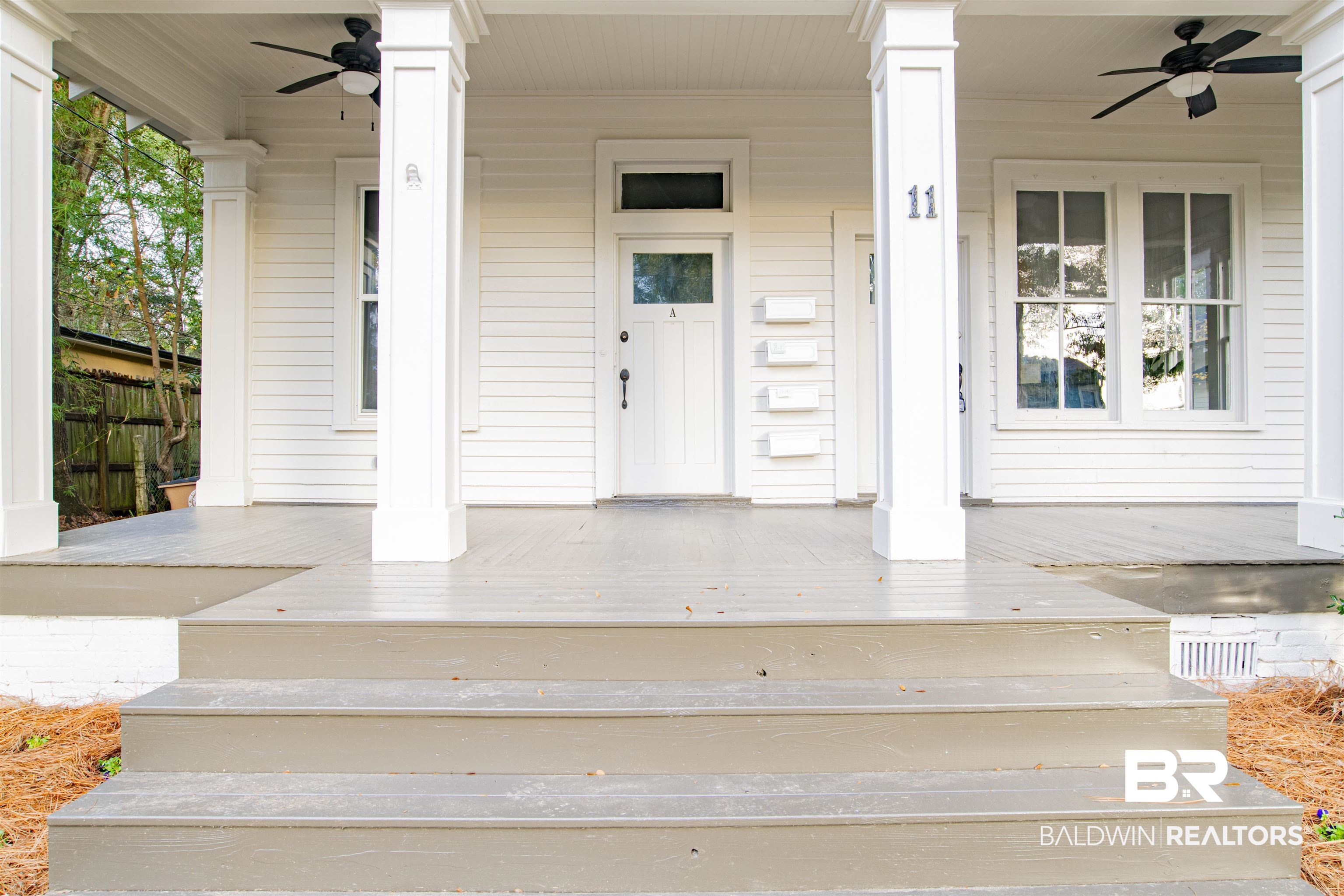 11 Van Heuval Street Mobile, AL 36606 - Photo 3 of 33