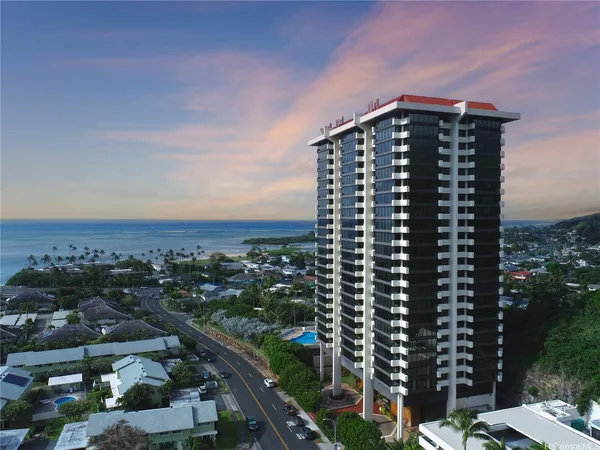 $648,000 | 250 Kawaihae Street, Unit 2E, Honolulu, HI 96825