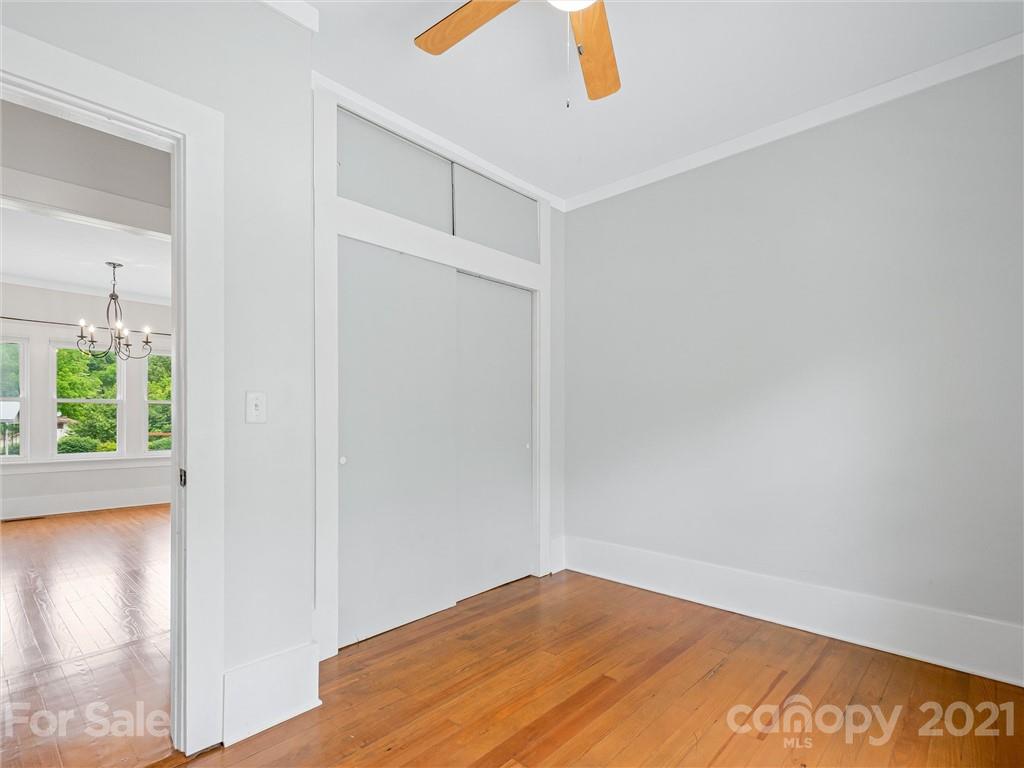714 Queentown Road Canton, NC 28716 - Photo 14 of 21 a view of an empty room