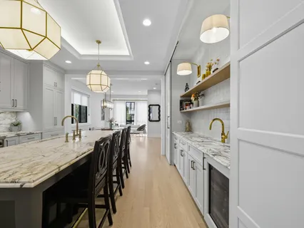 $1,900,000 | 2501 North Sawyer Avenue, Chicago, IL 60647