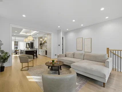 $1,900,000 | 2501 North Sawyer Avenue, Chicago, IL 60647