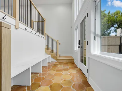 $1,900,000 | 2501 North Sawyer Avenue, Chicago, IL 60647