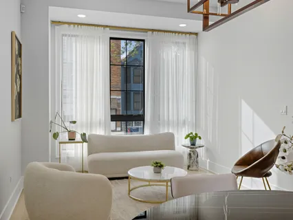 $1,900,000 | 2501 North Sawyer Avenue, Chicago, IL 60647