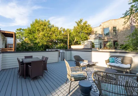 $1,900,000 | 2501 North Sawyer Avenue, Chicago, IL 60647