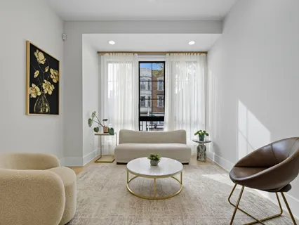 $1,900,000 | 2501 North Sawyer Avenue, Chicago, IL 60647