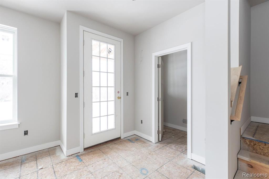 855 Ridge Road Canton, MI 48188 - Photo 8 of 34 Gallery Image 8