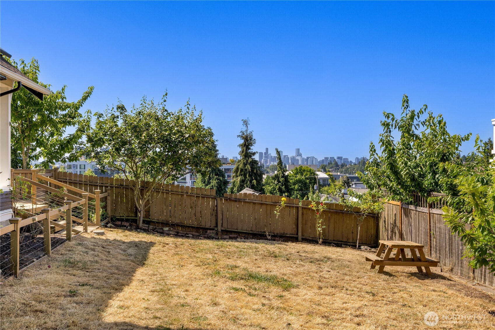 907 Northeast 72nd Street Seattle, WA 98115 - Photo 32 of 39