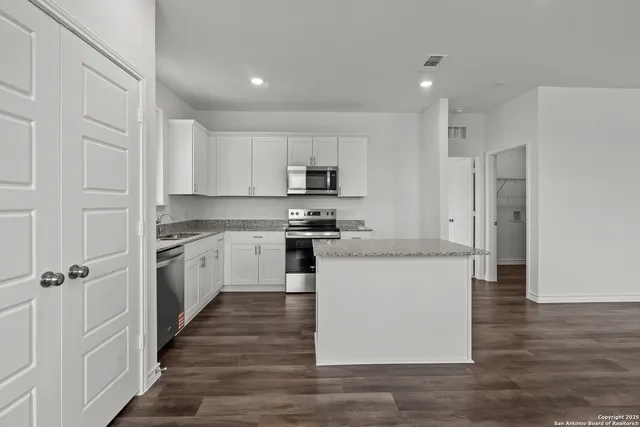 $450,460 | 229 Grazing Meadow, Boerne, TX 78006