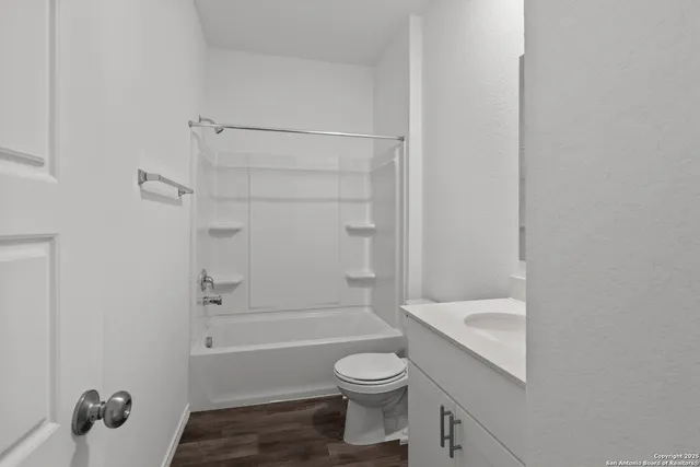 $450,460 | 229 Grazing Meadow, Boerne, TX 78006