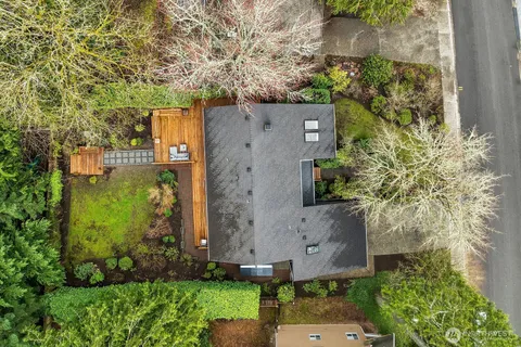 $1,678,000 | 1817 220th Place Northeast, Sammamish, WA 98074